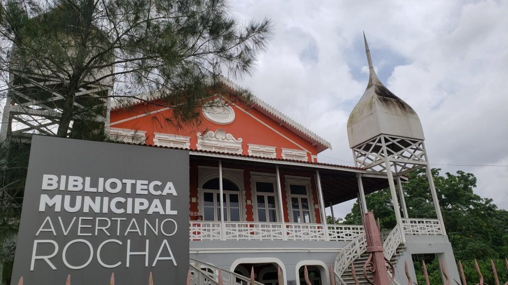 FACHADA 4